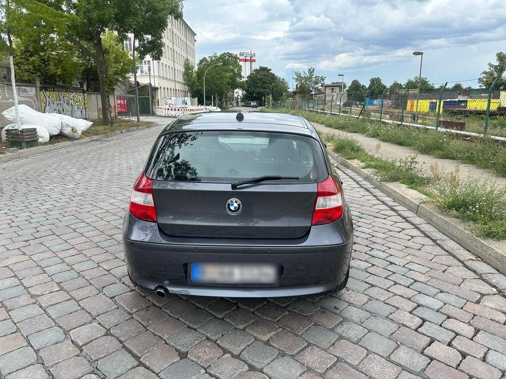 BMW 120