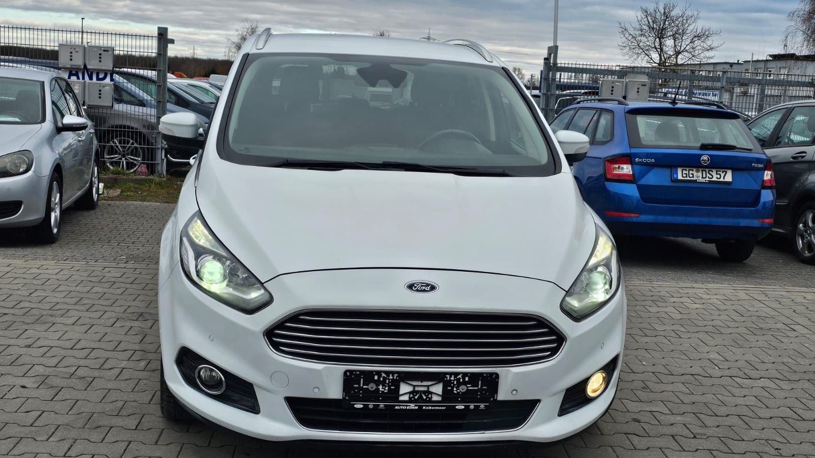 FORD S-Max