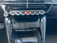 PEUGEOT 2008 Allure KLIMA,NAVI,PDC,360CAM,SHZ,TEMPOMAT