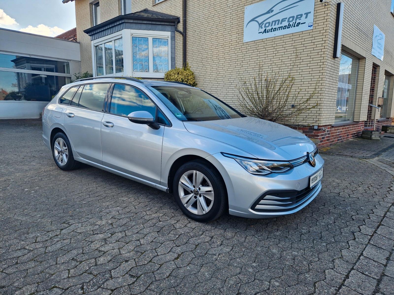 Volkswagen Golf VIII Variant Life