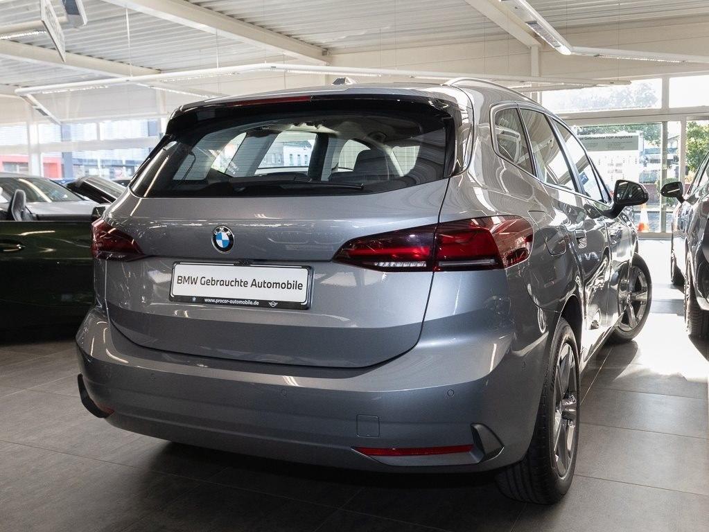 BMW 218d Active Tourer PANO RFK NAVI LED PDC V+H LM
