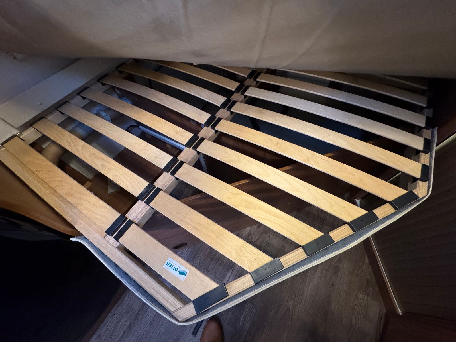Fahrzeugabbildung Eura Mobil PROFILA RS 670 SB SAT HUBBETT LOUNGE PAKET LEDER
