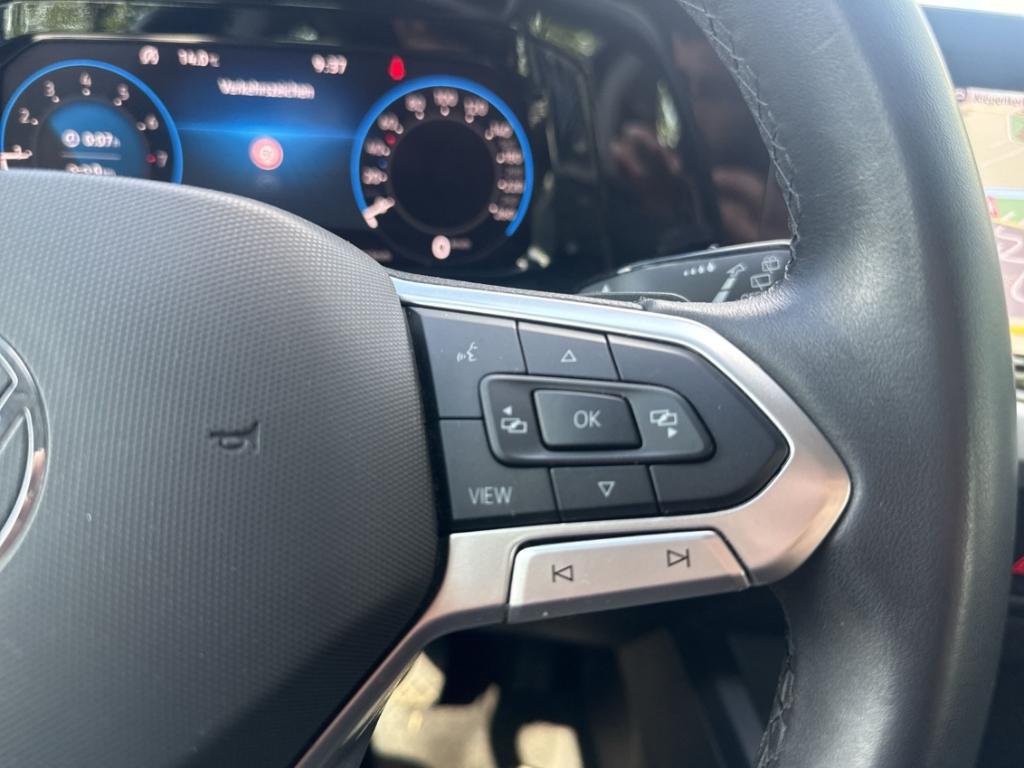 Volkswagen Golf 1.0 eTSI DSG Life LED ACC RKam Keyless Navi, миниатюра 20