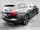 Volvo V60 Cross Country B4 AWD Plus Pano LED - Volvo Gebrauchtwagen in Ratingen
