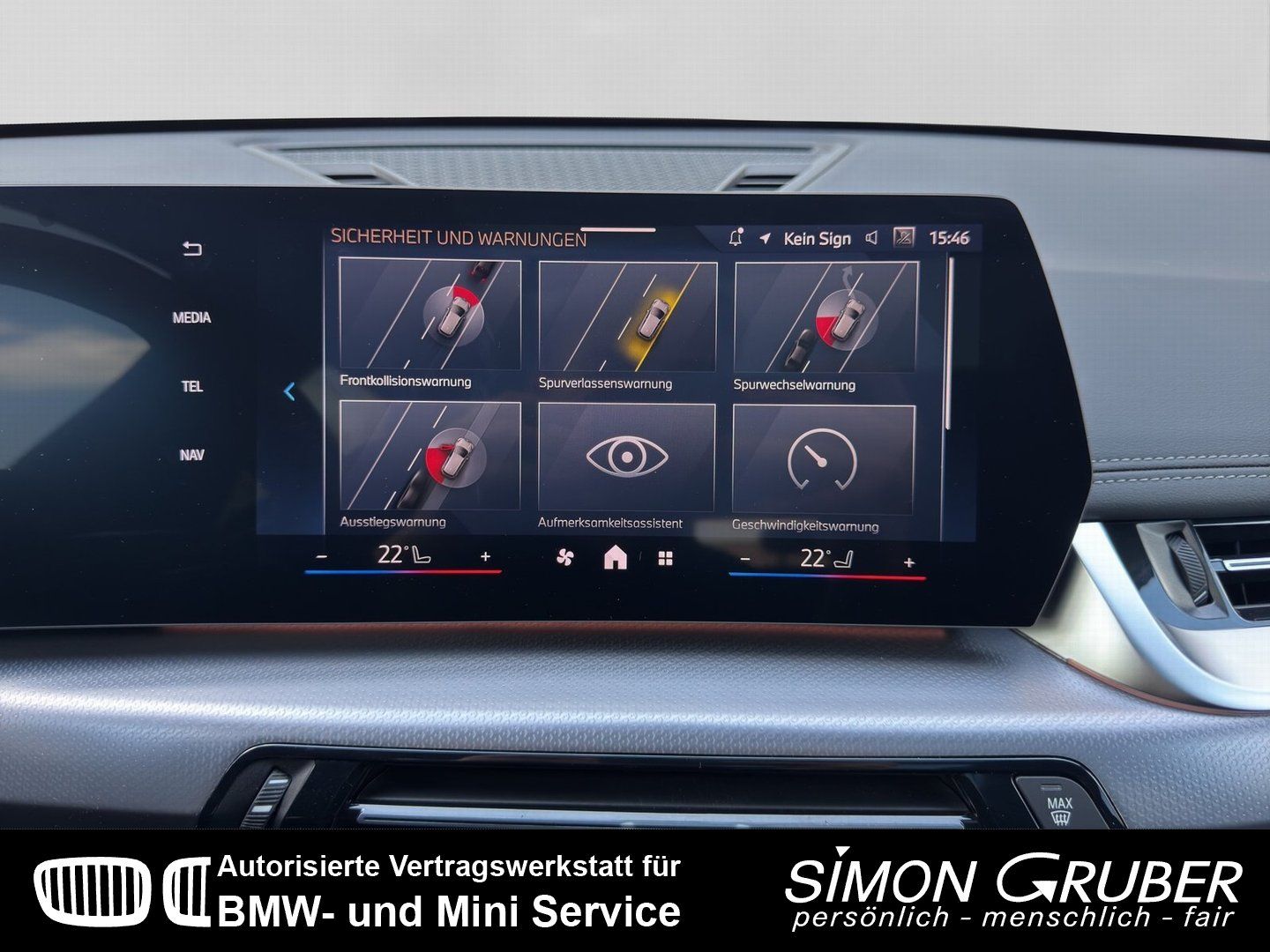Fahrzeugabbildung BMW iX1 xDrive30 M Sport Pano el.Heckklappe AHK LED