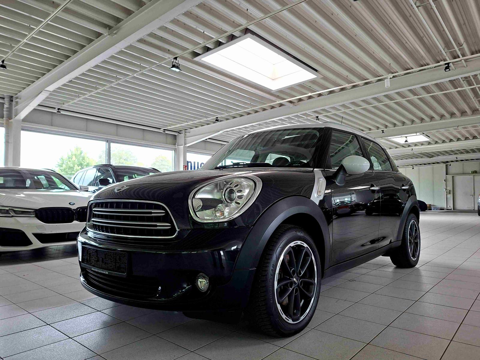 MINI Cooper Countryman Navi PanoDach Sport-Sitze