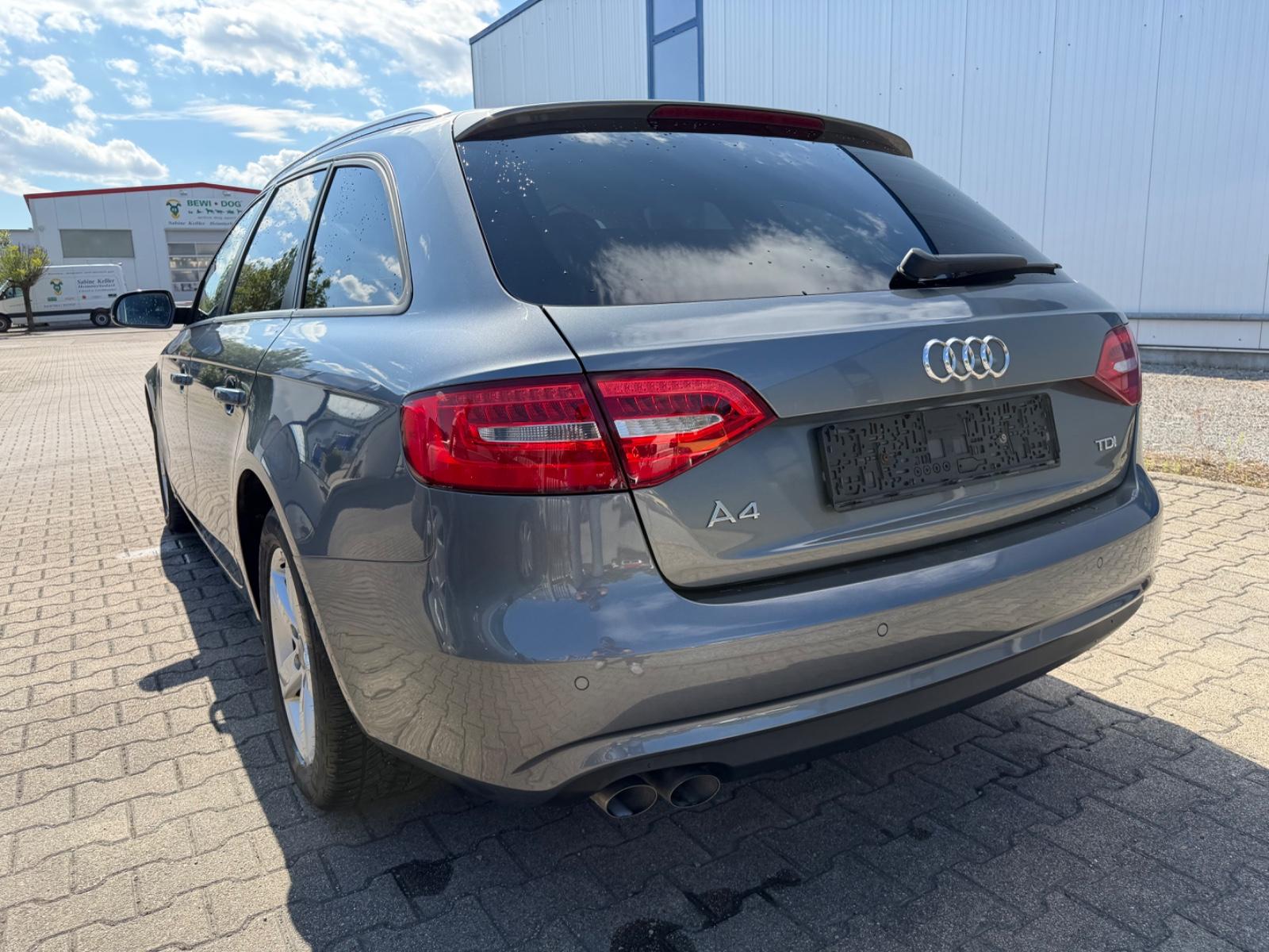 Audi A4 2013 — photo 6