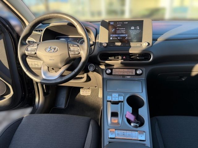 Fahrzeugabbildung Hyundai KONA Select Elektro 2WD +CARPLAY+RFK+SHZ+PDC+UVM