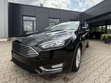 Ford Focus Turnier 1.0 Titanium Navi/Winterpaket - Ford in Rheine