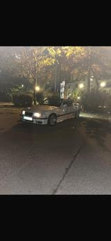 BMW E36 328i Cabrio - BMW 328 aus 1996: 328i