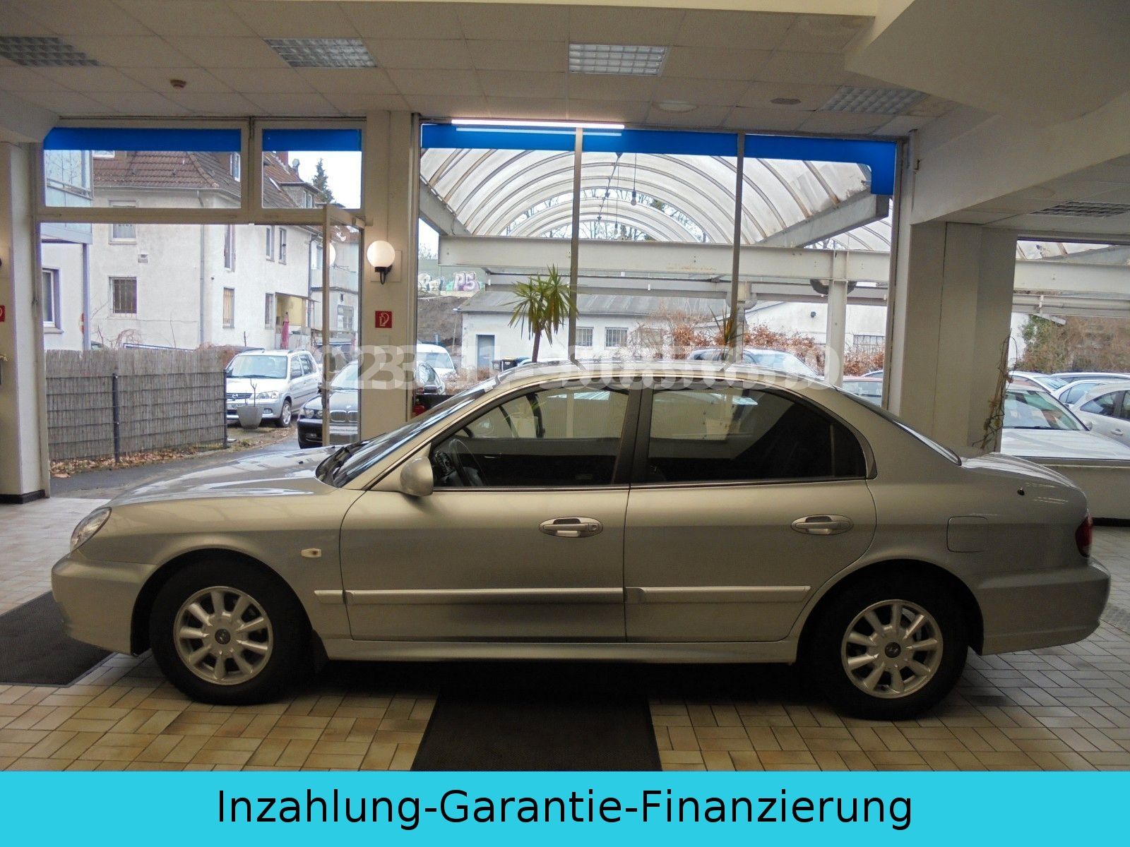 Fahrzeugabbildung Hyundai Sonata 2.7 V6 GLS Automatik/Klimaautomatik/88Tkm