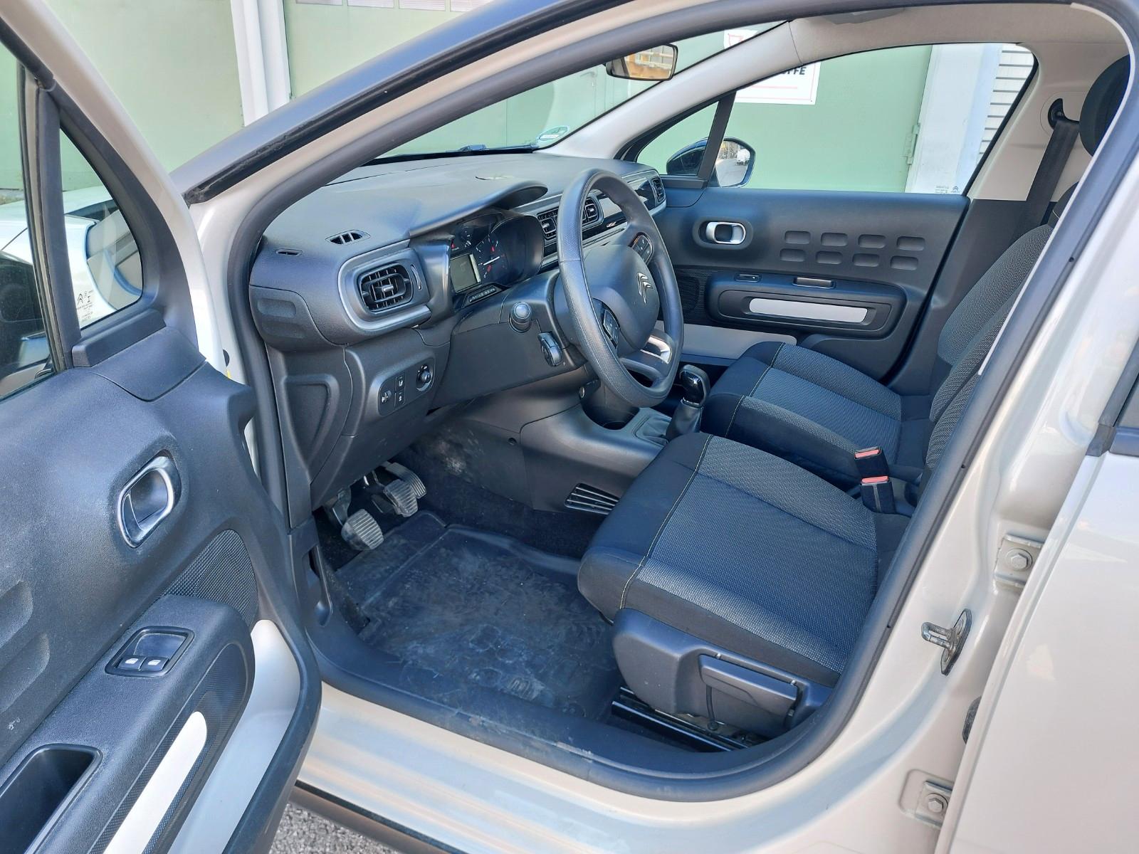 Citroën C3 Feel 1.2VTI Zahnriemen neu!