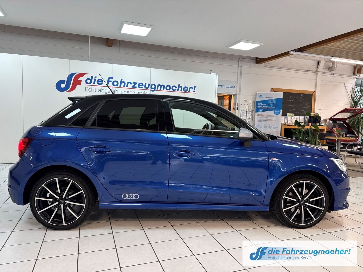 Fahrzeugabbildung Audi A1 Sportback Navi Soundsystem Bi-Xenon Klimaauto