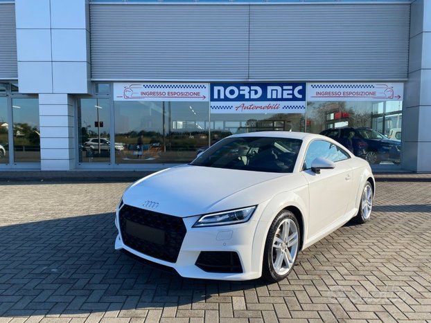 AUDI AUDI TT Coup 40 TFSI S tronic