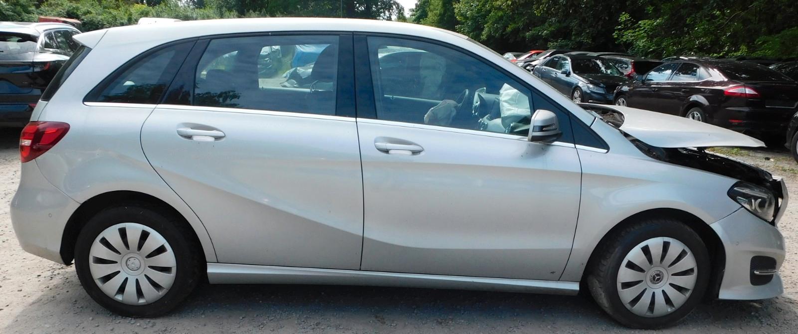 Mercedes-Benz B 220 B -Klasse B 220 4Matic Edition B