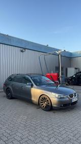 BMW E61 530d (M57) Top Ausstattung, Lücken... - BMW 530 aus 2005: Kombi, 530d