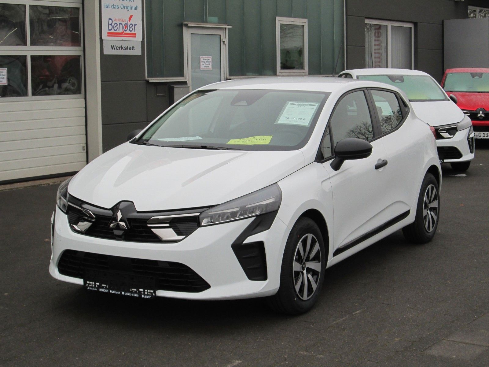 MITSUBISHI Colt