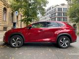 Lexus NX 300h E-FOUR Luxury * Panorama * M. Levinson - Lexus mit Hybrid-Antrieb: Allradantrieb