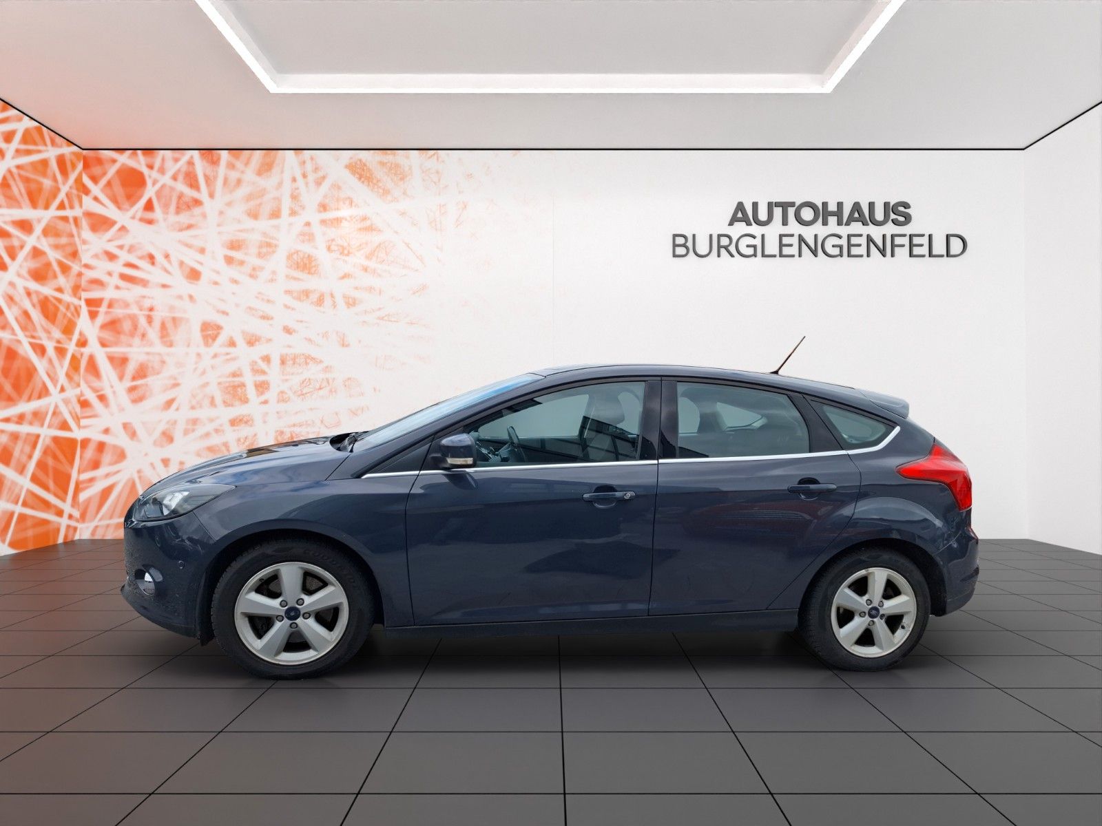 Fahrzeugabbildung Ford Focus Lim. Titanium ! PDC ! SHZ !