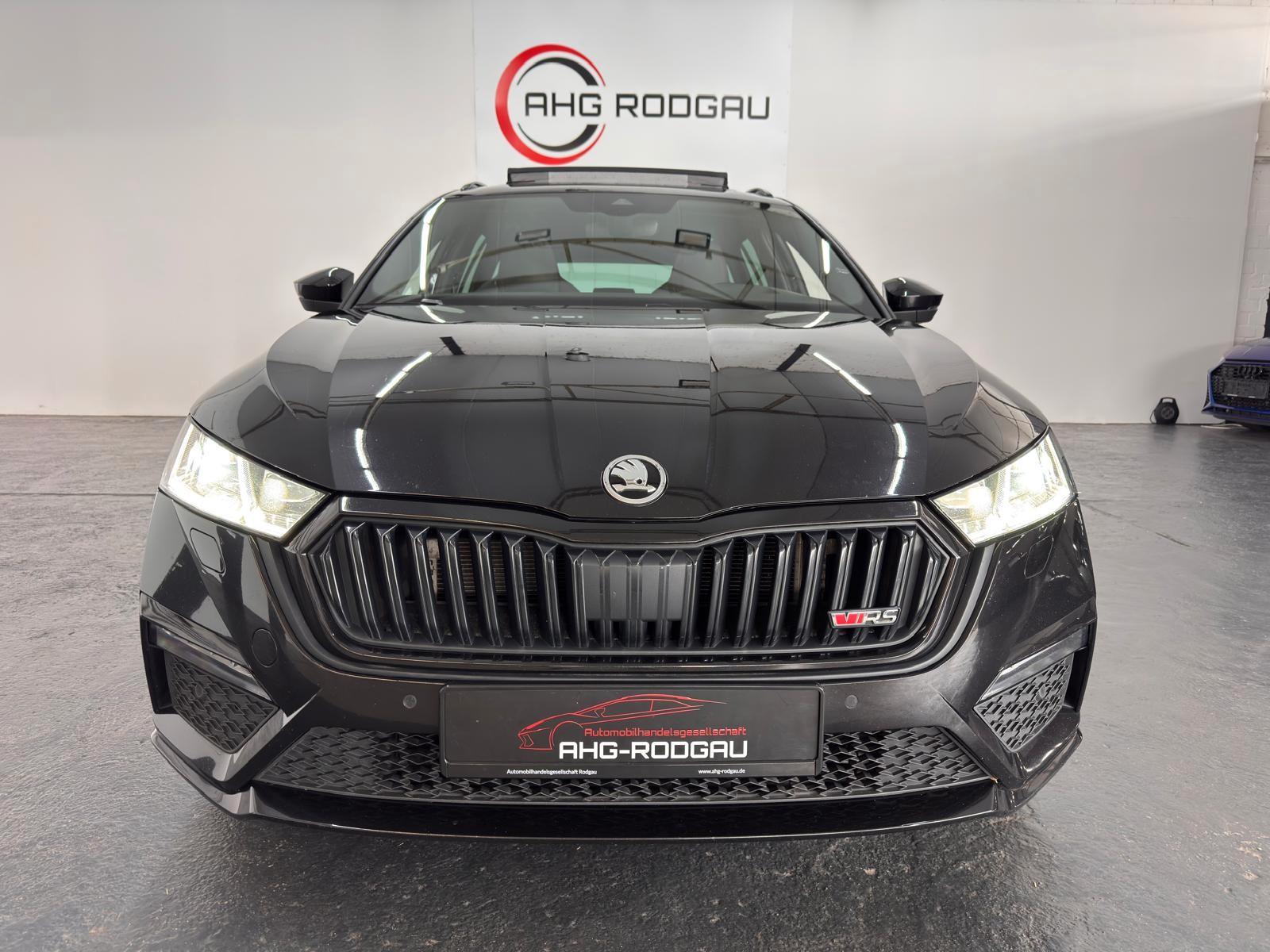 Skoda RS4x4 PANO/HUD/TOT/AHK/ShZ/WinP/MASS/ACC/XDS/HOD