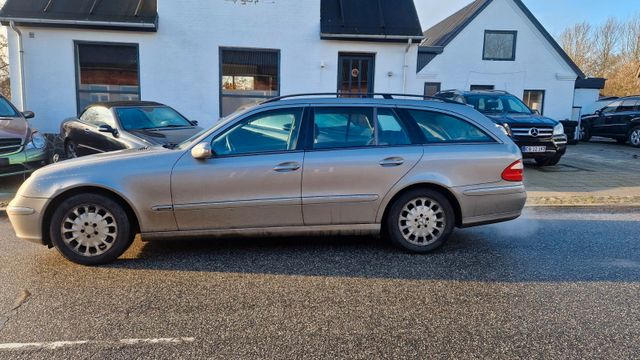 Mercedes-Benz E 320 CDI Memory sitze StdHz .  TUV NEU