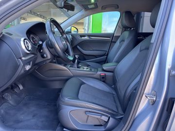 Audi A3 1.4 TFSI design *AHK*LED*NAV*PDC*SHZ* NAVI