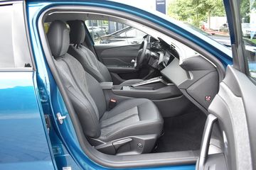 Peugeot 408 - 11