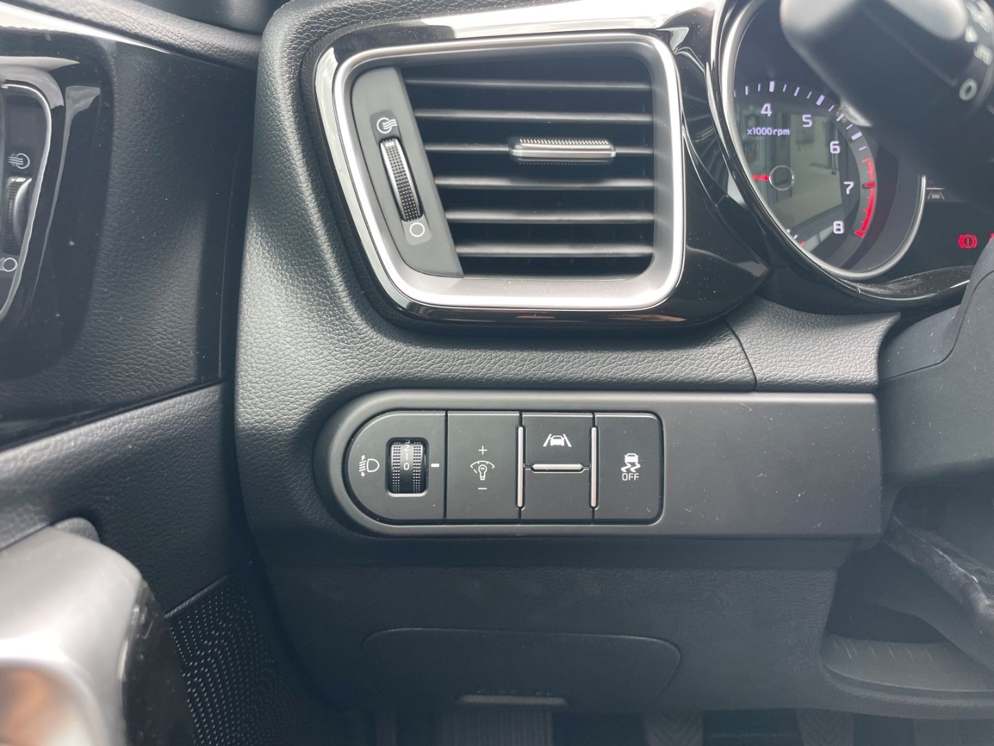 Fahrzeugabbildung Kia Ceed Ultimate LED totWinkAss Kamera Spurhalteass