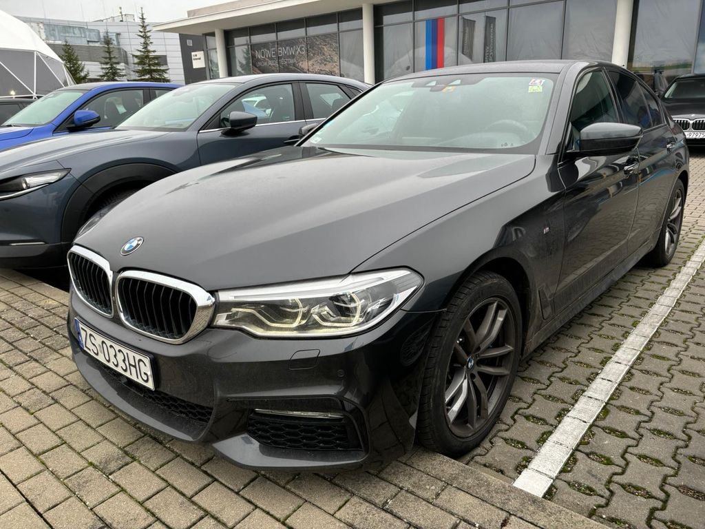 BMW 530