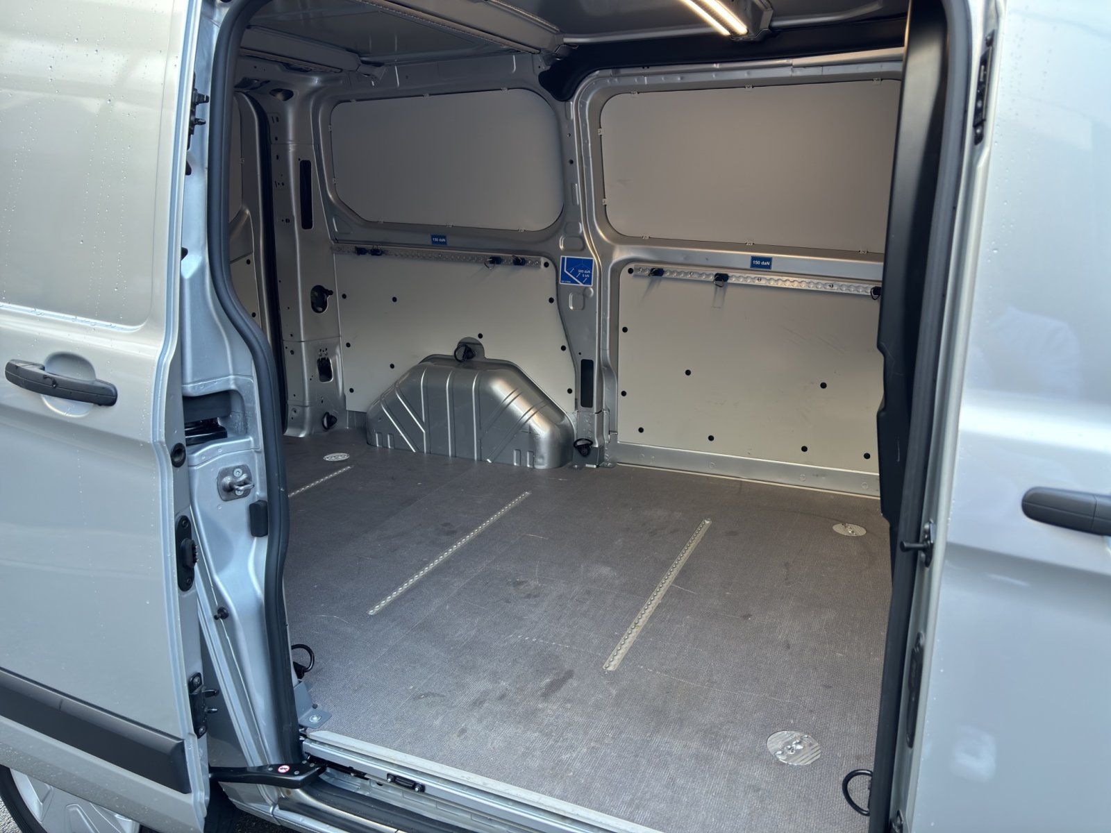 Fahrzeugabbildung Ford Transit Custom 2.0 TDCi 280 L1 Trend