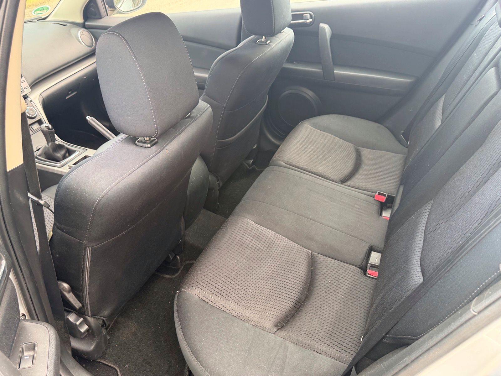 Mazda 2 2011 — photo 12