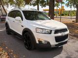 Chevrolet Captiva 2.2 D LTZ 4WD *Automatik*Navi.7.Sitze - Chevrolet: Ltz