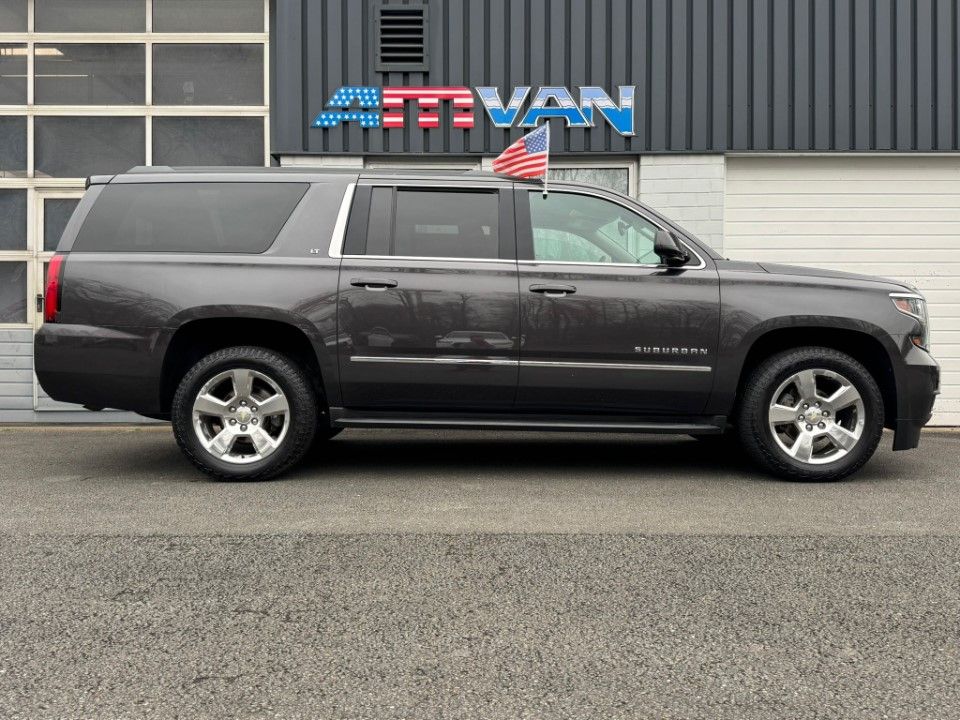 Fahrzeugabbildung Chevrolet Suburban 2016er 5.3 V8 LT Leder MwSt. LPG