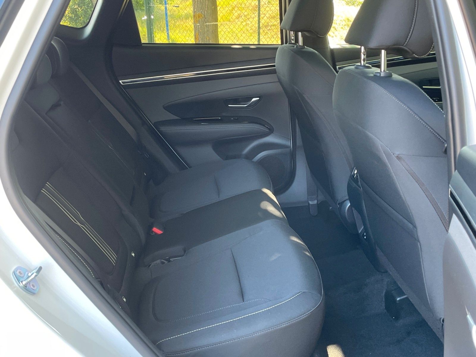 Fahrzeugabbildung Hyundai TUCSON 1.6 T-GDI 48V Blackline *Pano*ACC*LED*SH*