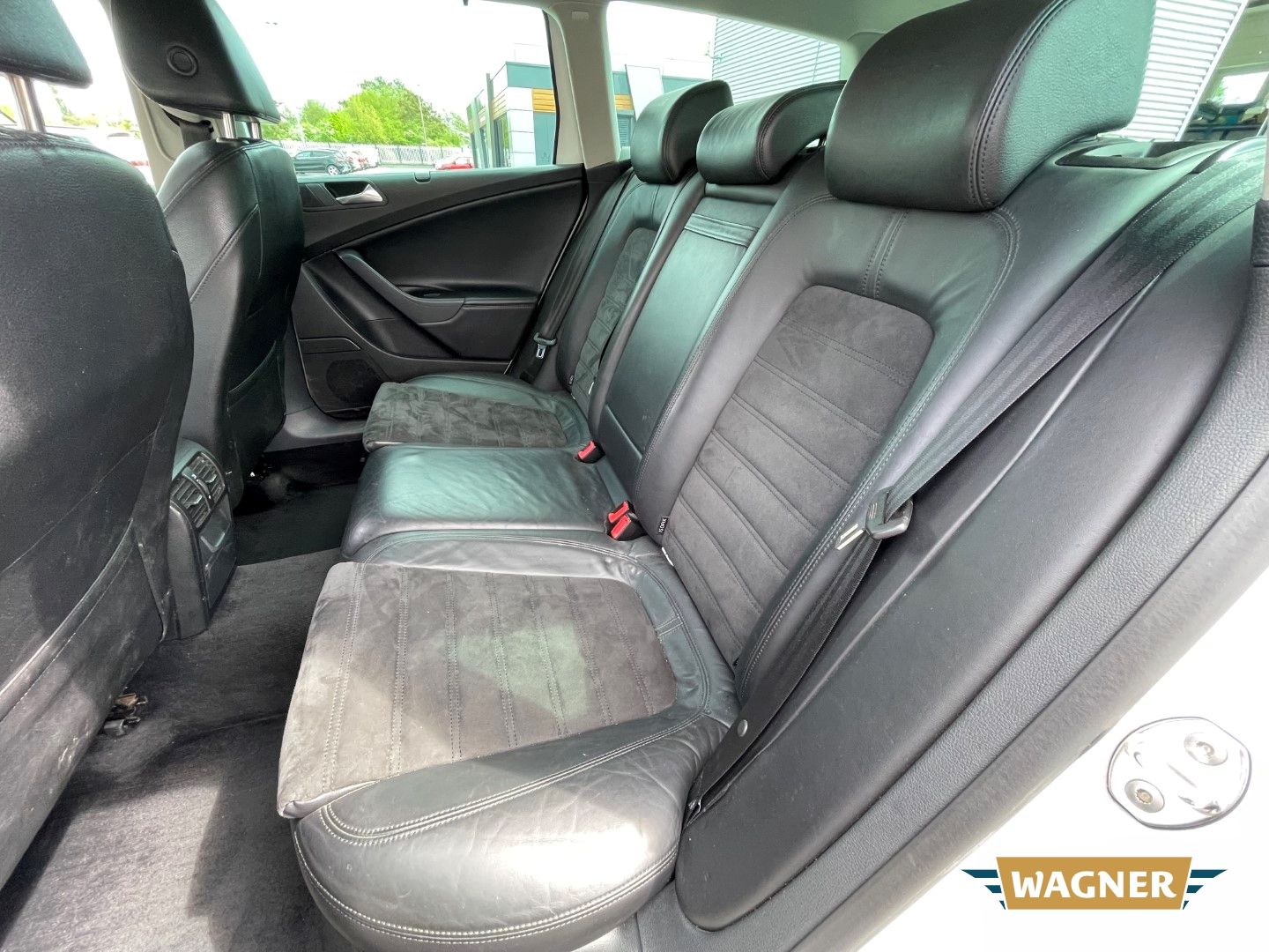 Fahrzeugabbildung Volkswagen Passat Variant Highline R-Line Motorschaden