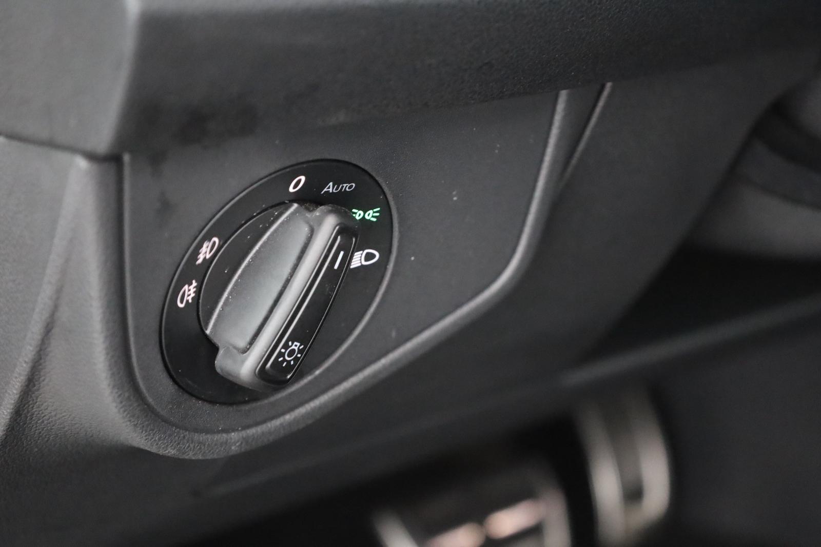 Volkswagen Taigo 1.0 TSI DSG R-Line LED App-Connect ACC DAB, миниатюра 21