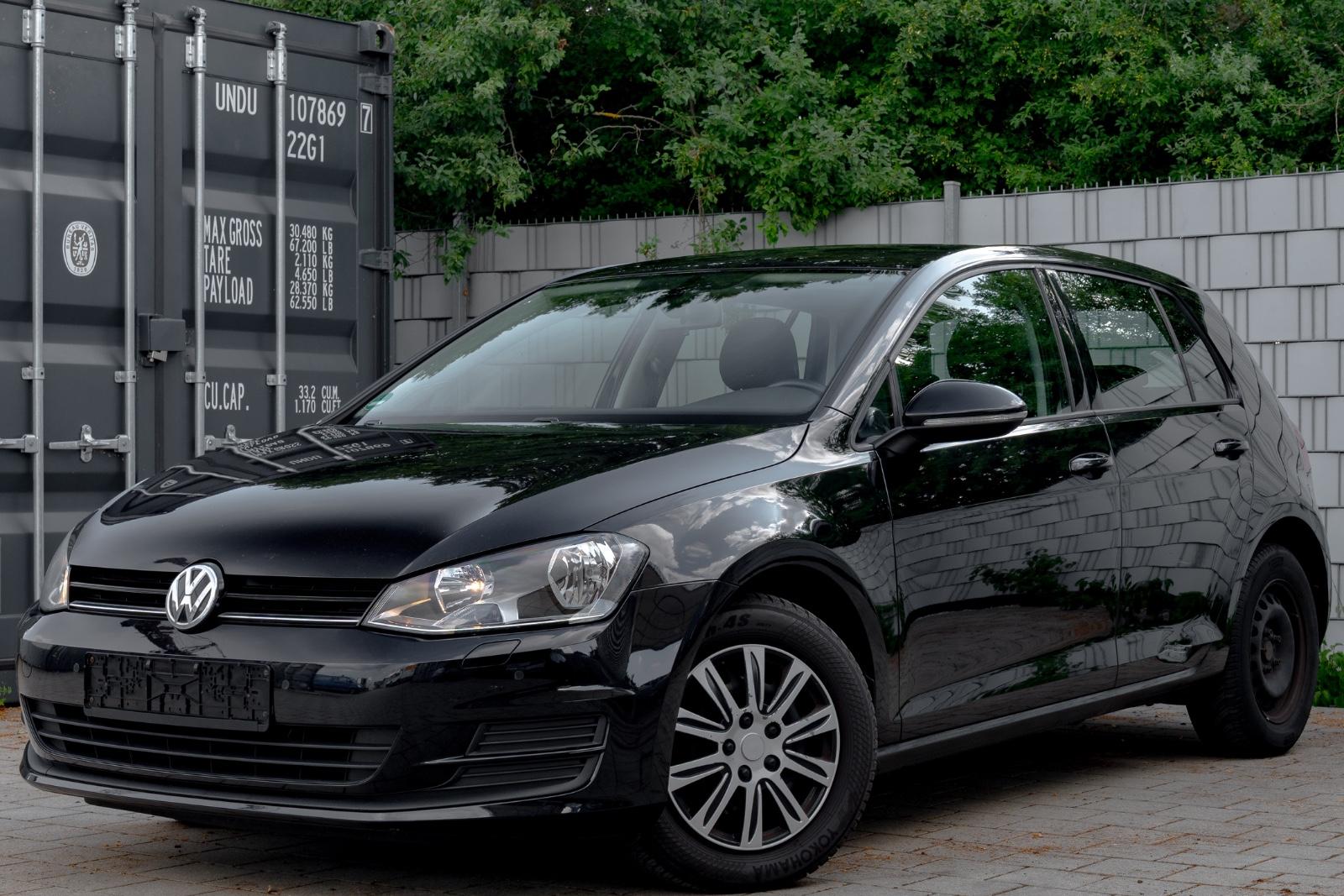 Volkswagen Golf VII Lim. Trendline BMT