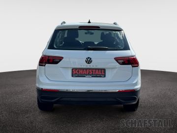 Volkswagen Tiguan - 5