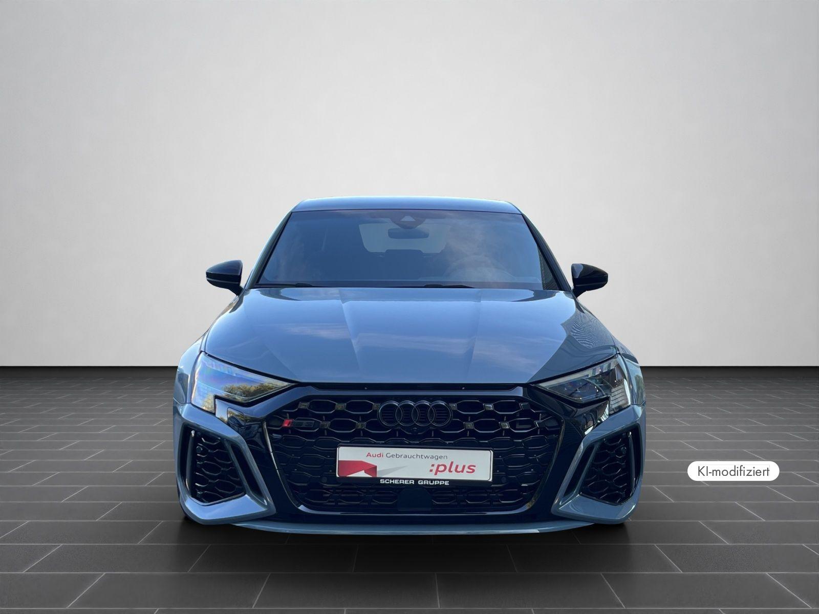 Audi RS3 Sportback MATRIX RS-ABGAS OPTIK-SCHWARZ+ KAM