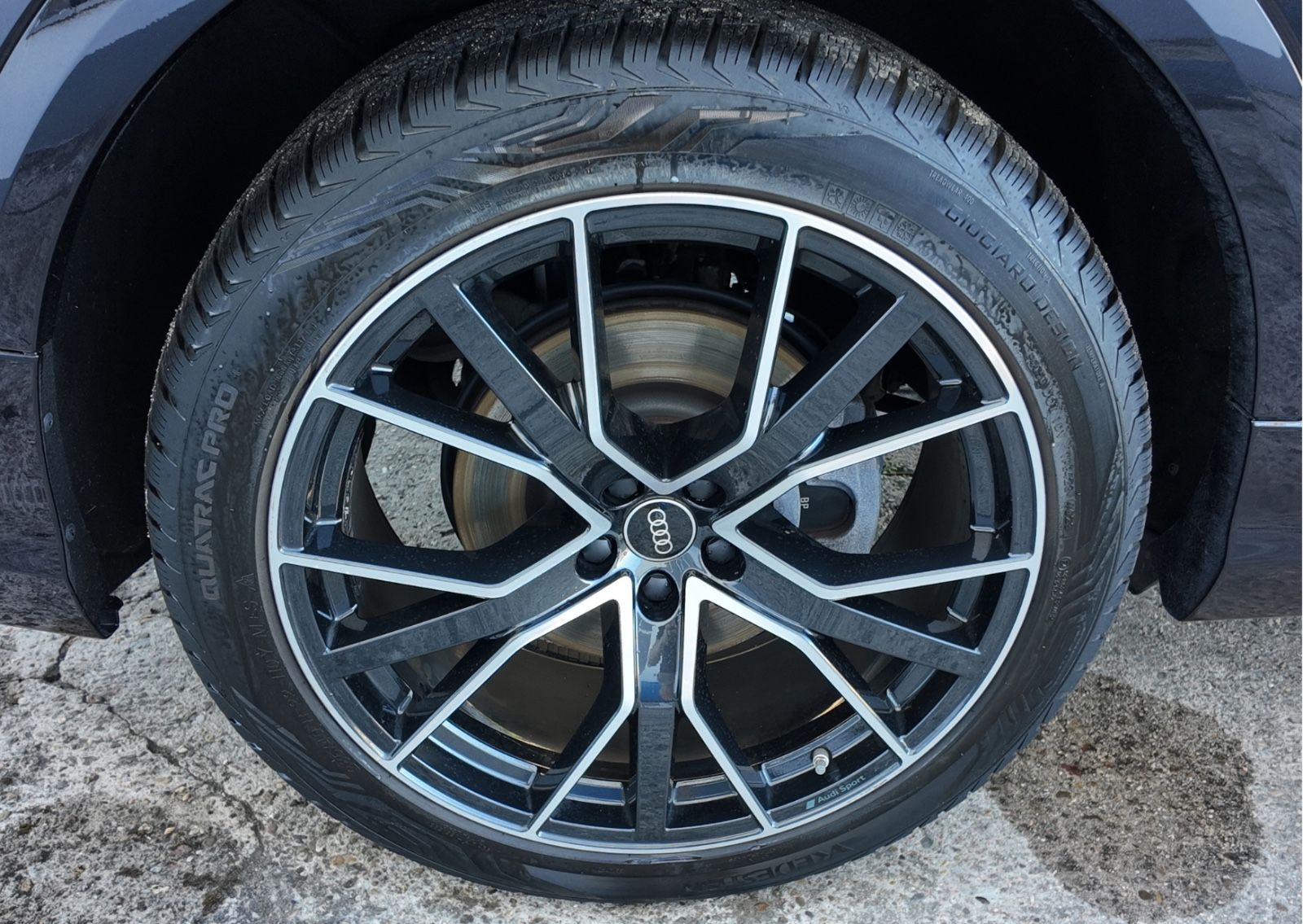 Audi Q8 55 TFSI quattro / Audi-Garantie foto 18