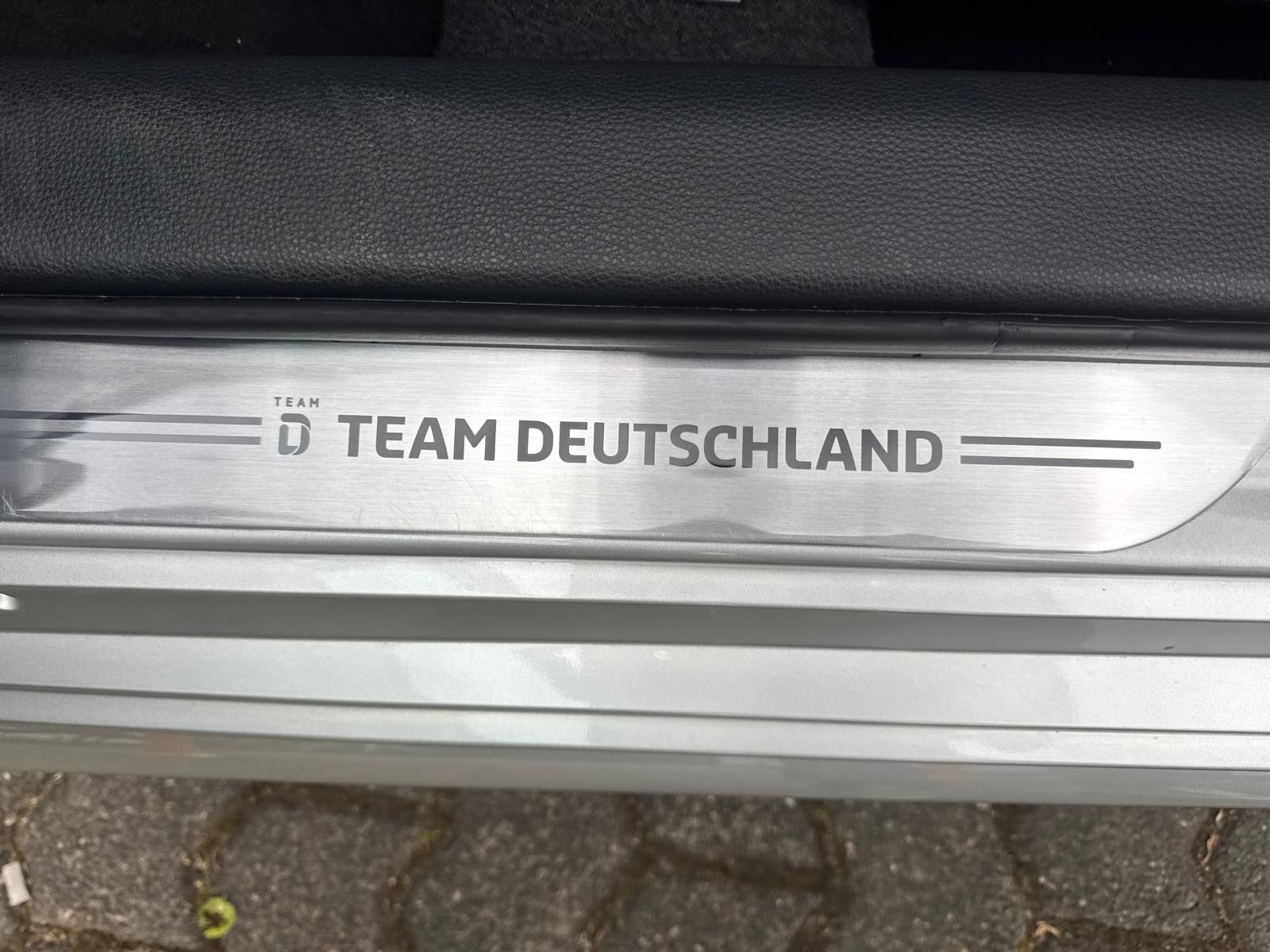 Fahrzeugabbildung Toyota Corolla Touring Sports Team D