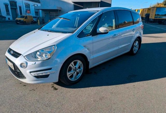 Ford S Max Titanium *Automatik*AHK*Xenon*T...