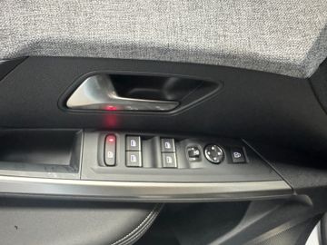 Peugeot 5008 Hybrid 145 GT Exclusive AHK7-Sitze360 Kam