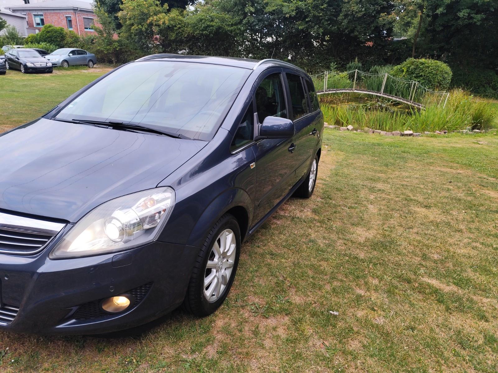 Opel Zafira B Innovation-Ahk-Ölkühler -TÜVNeu-Xenon