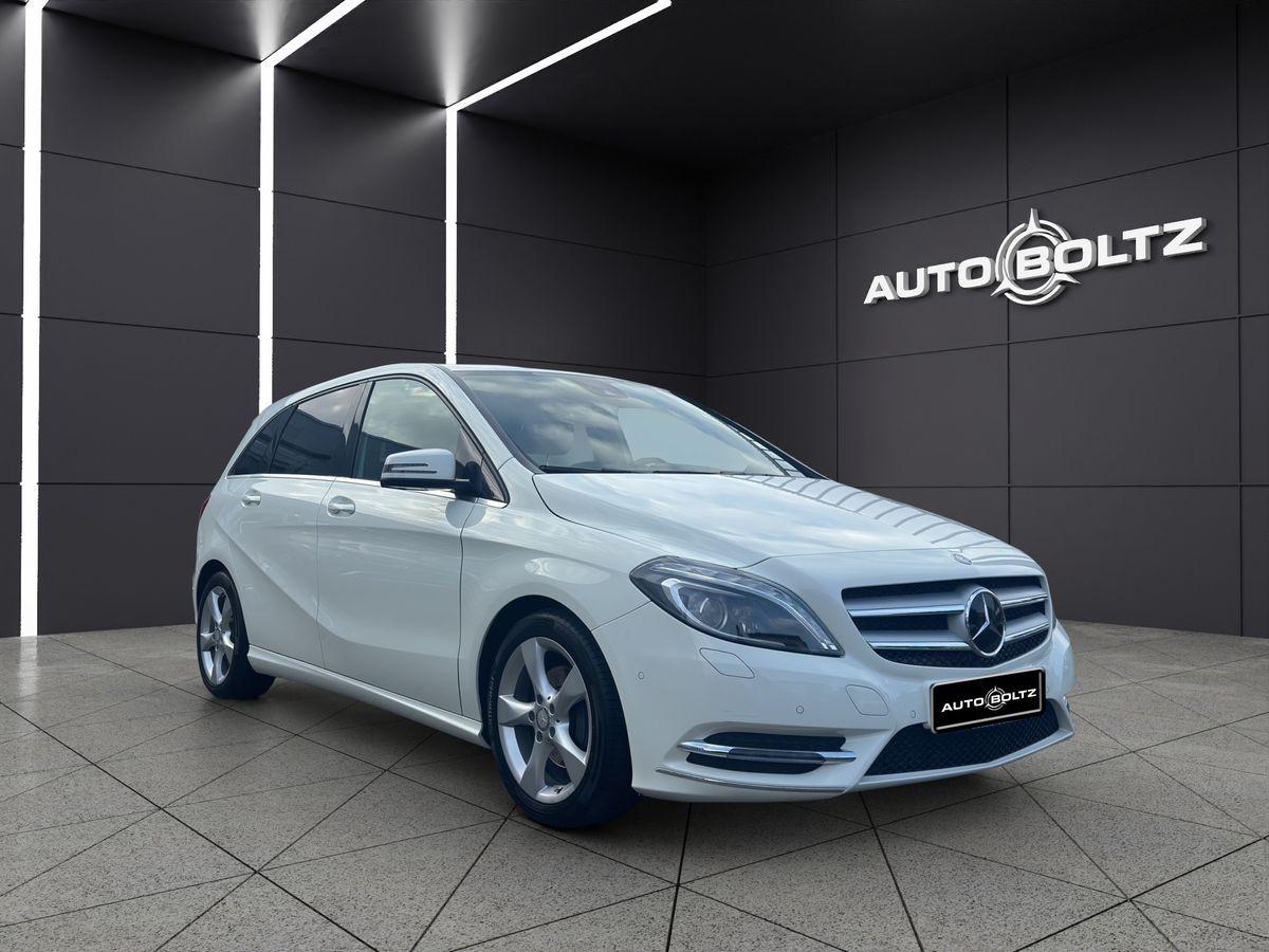 Mercedes-Benz B 180 Bi-Xenon  NAVI Park-Assistent AHK SHZ