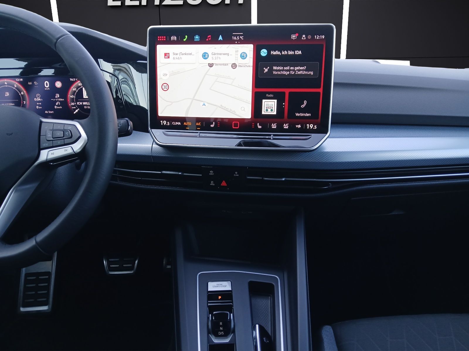 Fahrzeugabbildung Volkswagen Golf VIII Variant eTSI Goal DSG LED AHK Navi AID