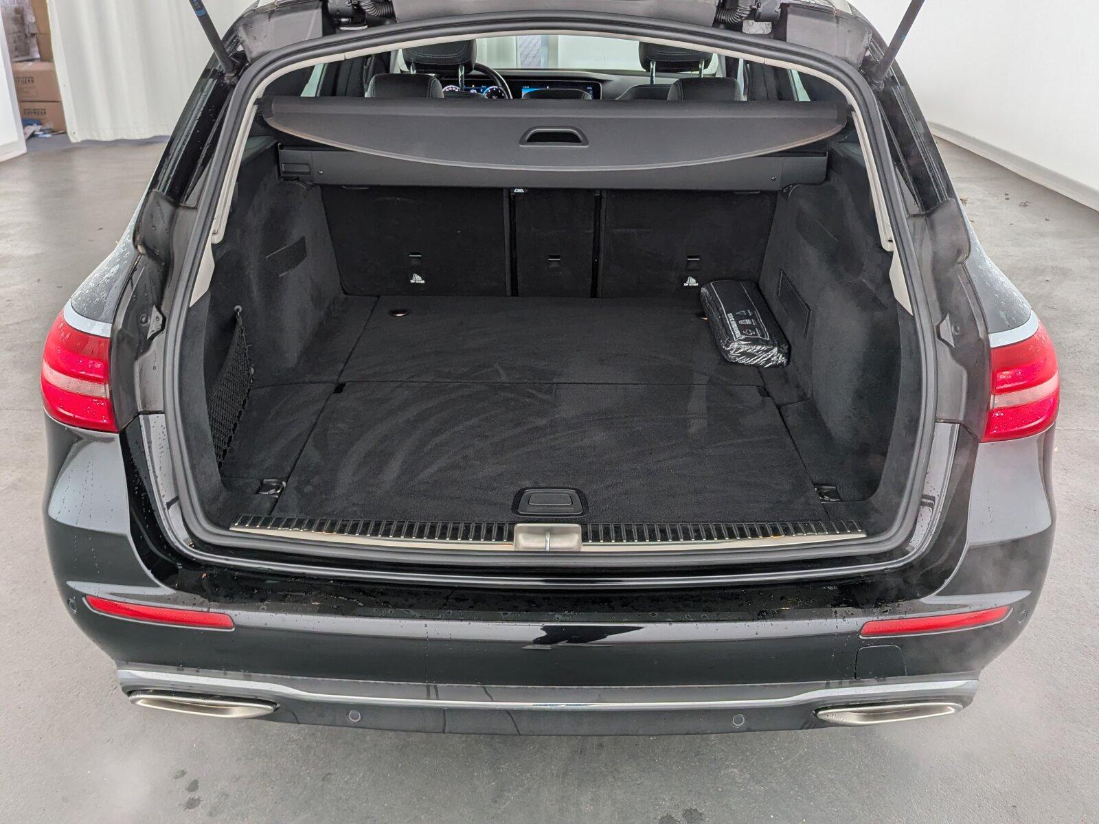 Mercedes-Benz E 200 T Exclusive 4Matic LED+NAVI+ACC+eSitz.