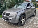 Suzuki Grand Vitara 1.9 DDIS Club 4X4 ALLRAD KLIMA - Suzuki Grand Vitara in München
