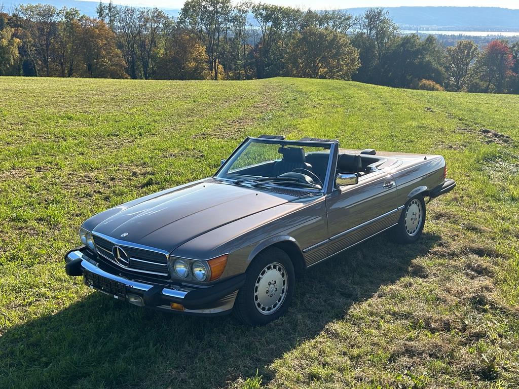 Mercedes-Benz SL 560