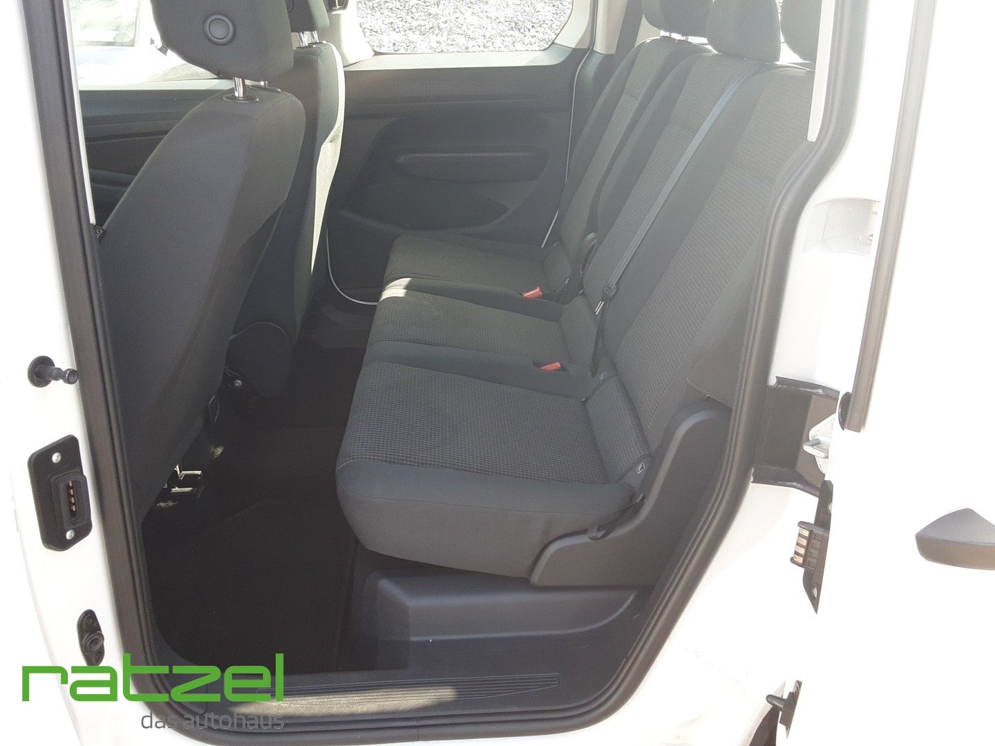 Fahrzeugabbildung Volkswagen Caddy 2.0 TDI Navi DAB Spurhalteass. Notbremsass